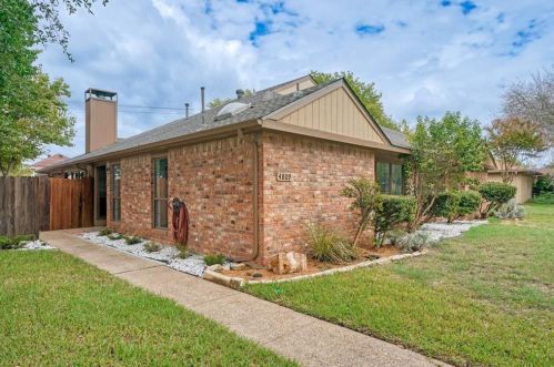 4811 Berridge Ln, Dallas TX  75227-2703 exterior