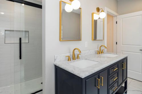 1434 66th St, Milwaukee WI  53213-2964 exterior