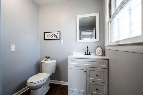 5177 45, Milwaukee WI 53208-3604 exterior