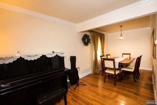 48 Glenwood Ave, Demarest NJ  07627-2625 exterior