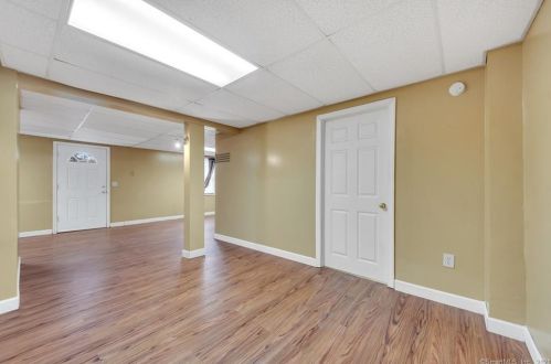 405 Francis St, New Britain CT 06053-3052 exterior