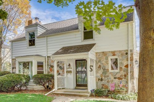 3444 37th St, Milwaukee, WI 53216-3745