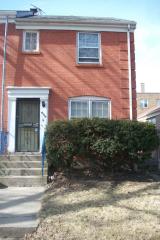 8408 Bennett Ave, Chicago IL  60617-2253 exterior