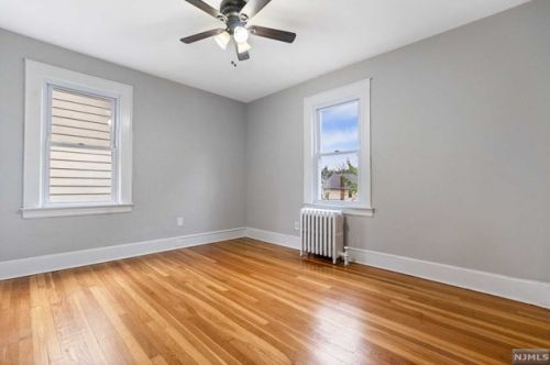 72 Hughes St, Maplewood NJ  07040-3304 exterior