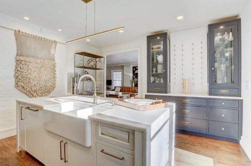 811 Charles Allen Dr, Atlanta GA  30308-1706 exterior