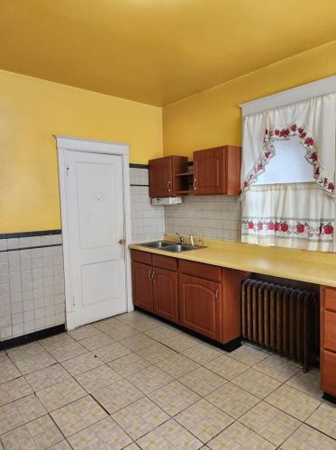 5424 Ruskin Ave, Saint Louis MO 63115-1453 exterior