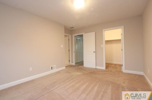 185 Nebula Rd, Piscataway NJ 08854-5441 exterior