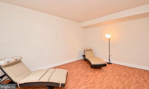 5718 Colfax Ave, Alexandria VA 22311-1012 exterior