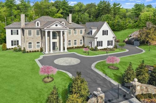 31 Baldwin Farms, Greenwich CT 06831-3307 exterior