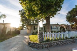 320 Myrtle Ave, Tustin CA  92780-2913 exterior