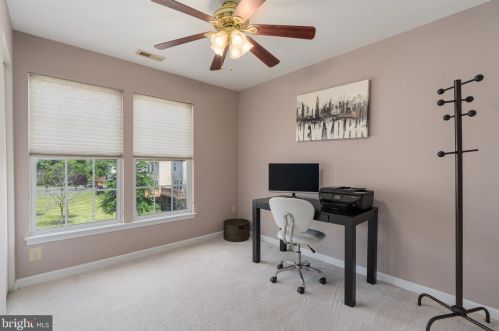 235 Windsor Ct, Quakertown PA 18951-5042 exterior