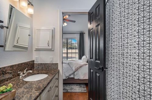 8070 Rock Brk St, Frisco TX 75034 exterior