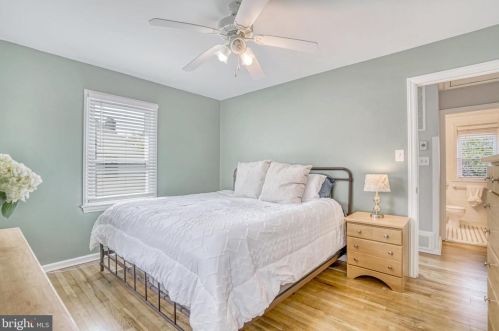 6014 Kings Hwy, Alexandria VA  22303-2232 exterior