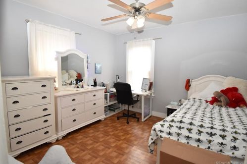 27 Thorniley St, New Britain CT 06051-1639 exterior