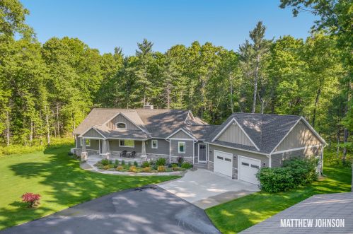 3800 Fenner Rd, Meskegon, MI 49445-9670