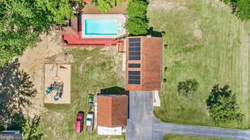 1070 Carson Dr, Huntingtown MD 20639-9507 exterior