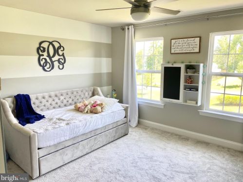 930 Falls Pointe Way, Huntingtown MD 20639-2329 exterior