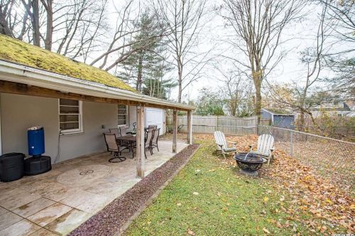 55 Kelsey Ave, Huntington Station NY 11746-1109 exterior