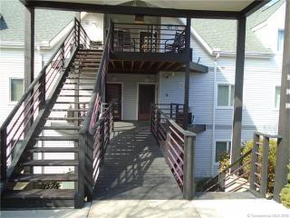 1425 Windward Rd, Milford, CT 06461-1766