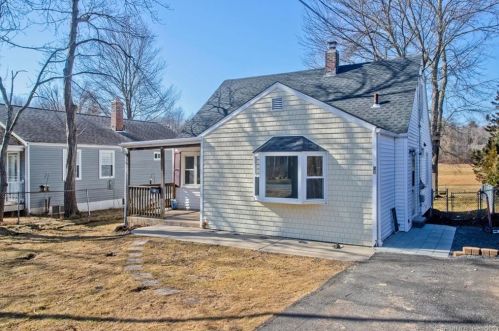 29 Clover St, Windsor, CT 06095-3708