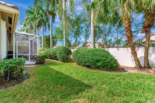 9647 Cres Vw Dr, Boynton Beach FL 33437-5929 exterior