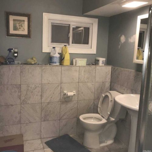 48 Maybrook Rd, Babylon NY 11703-3012 exterior