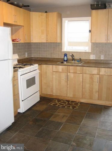 368 Daly St, Philadelphia PA 19148-3329 exterior