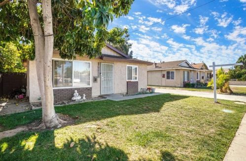 8828 Dunbar St, Bellflower, CA 90706-4312