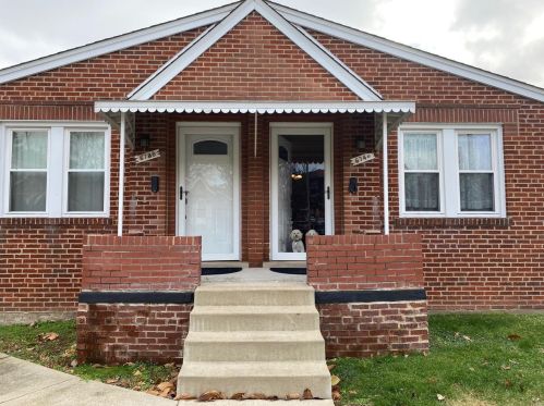 6738 Dolan Pl, Saint Louis, MO 63139-3741