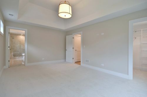 698 Berkley Ave, Elmhurst IL  60126-4244 exterior