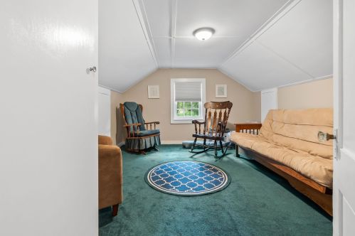 39 Pollard Rd, Plaistow NH 03865-2531 exterior