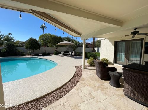 11436 27th St, Phoenix AZ 85028-1802 exterior