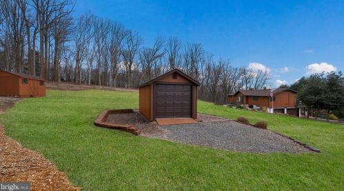 233 Painter Rd, Media PA 19063-4431 exterior