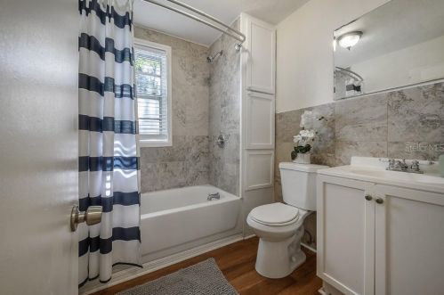 6718 11 St, Tampa FL 33604-3215 exterior