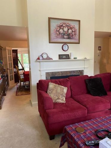 223 Corey Ln, Middletown RI 02842-5659 exterior