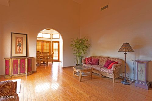 401 Mcnair St, Chandler, AZ 85225-7134