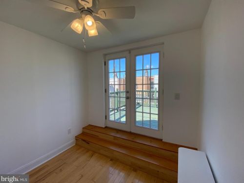 341 Daly St, Philadelphia PA  19148-3306 exterior