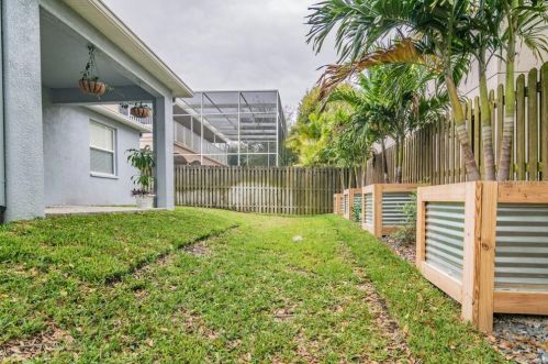 5706 Butterfield St, Riverview FL 33578-3733 exterior