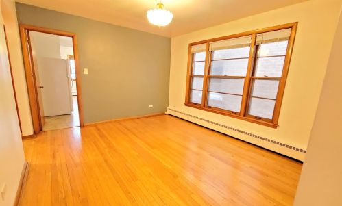 3037 Austin Ave, Chicago IL 60638-1418 exterior