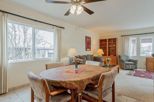 309 Circulo Del Paladin, Green Valley AZ 85614-3201 exterior