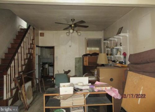 2419 Carlisle St, Philadelphia PA 19132-4018 exterior