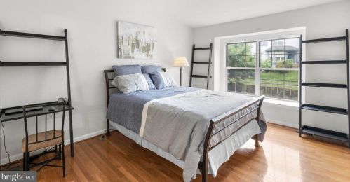 1633 Hugo Cir, Silver Spring MD 20906-5922 exterior