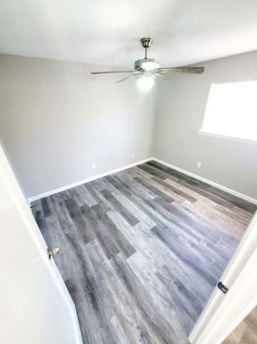 811 Bluebird Dr, Irving TX  75061-7302 exterior