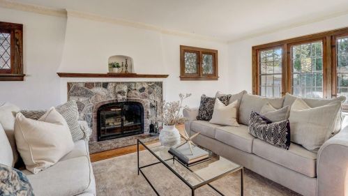 5347 Berkeley Blvd, Milwaukee WI 53217-5138 exterior