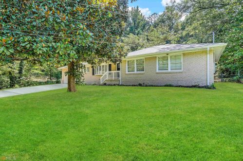 2228 Headland Dr, Atlanta GA  30344-2139 exterior