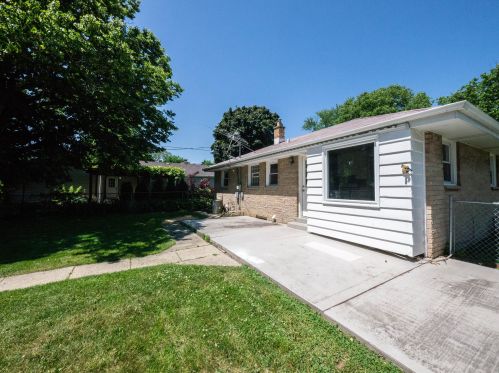 10529 Garfield Ave, Milwaukee WI 53208-1434 exterior