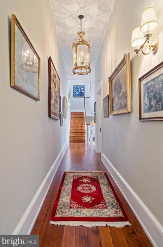 1016 Clinton St, Philadelphia PA 19107-6017 exterior