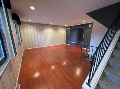 7420 Lighthouse Pt, Pittsburgh PA  15221-2582 exterior