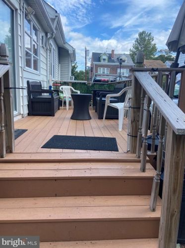 1025 Quinton Ave, Trenton NJ 08629-2402 exterior