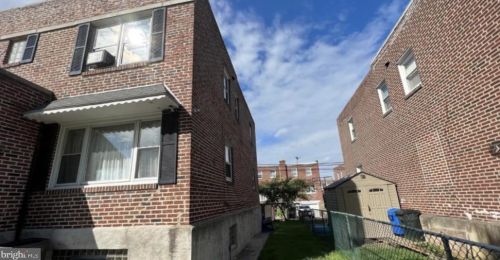 823 Longshore Ave, Philadelphia PA  19111-4422 exterior